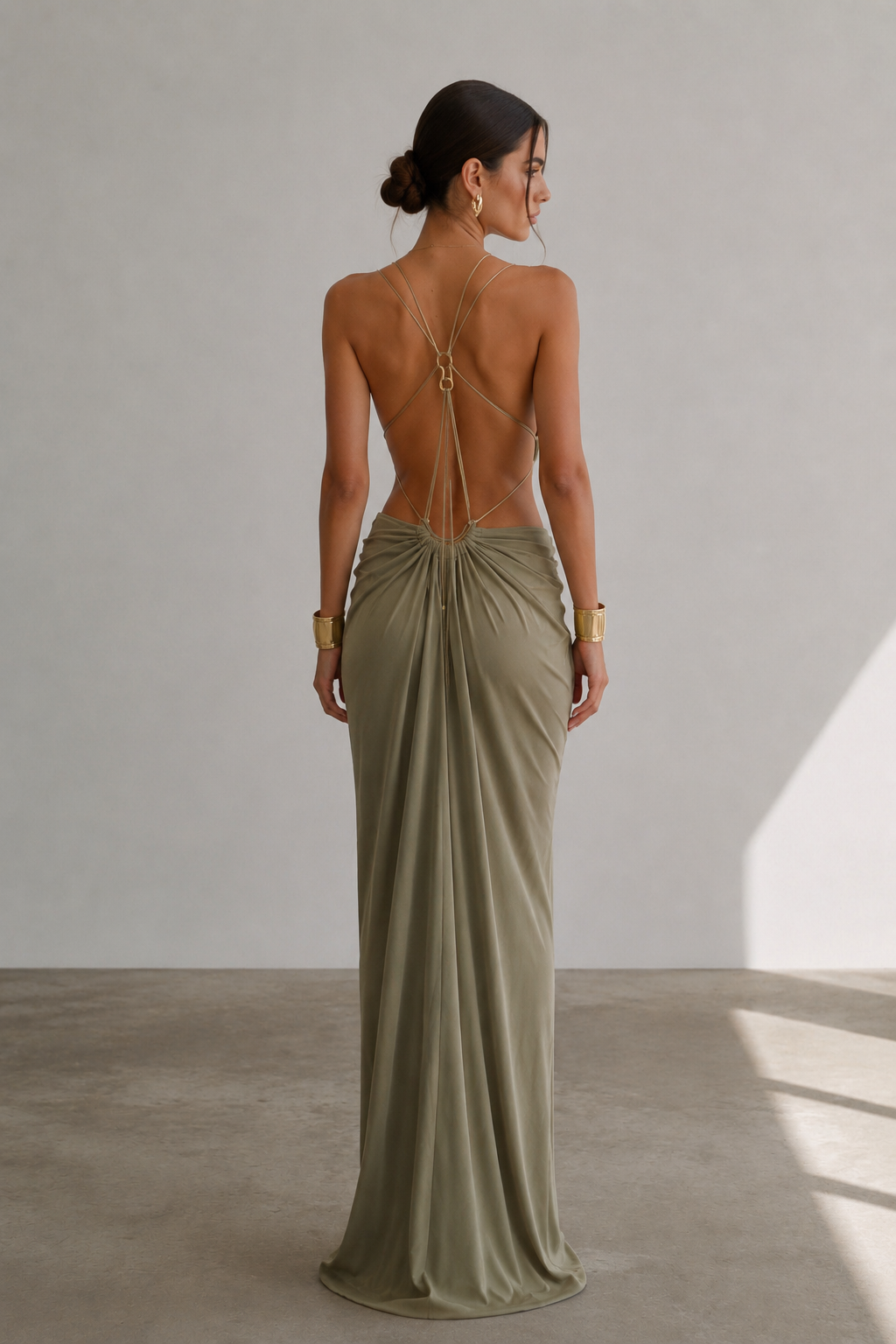 Aurélia Backless Drape Gown