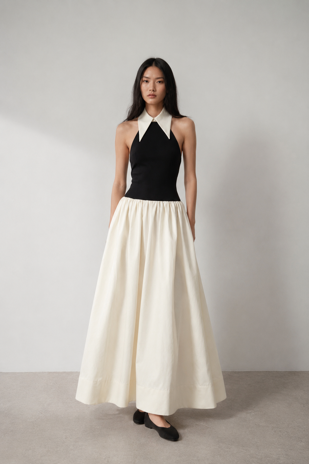 Noir Étoile Maxi Dress
