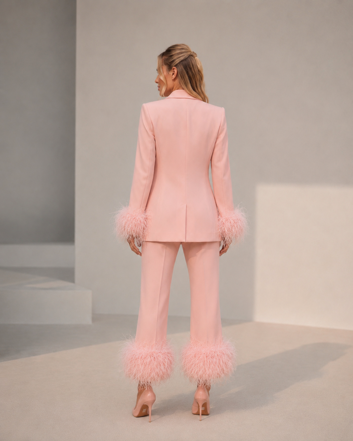 Élise Feather Tailored Set