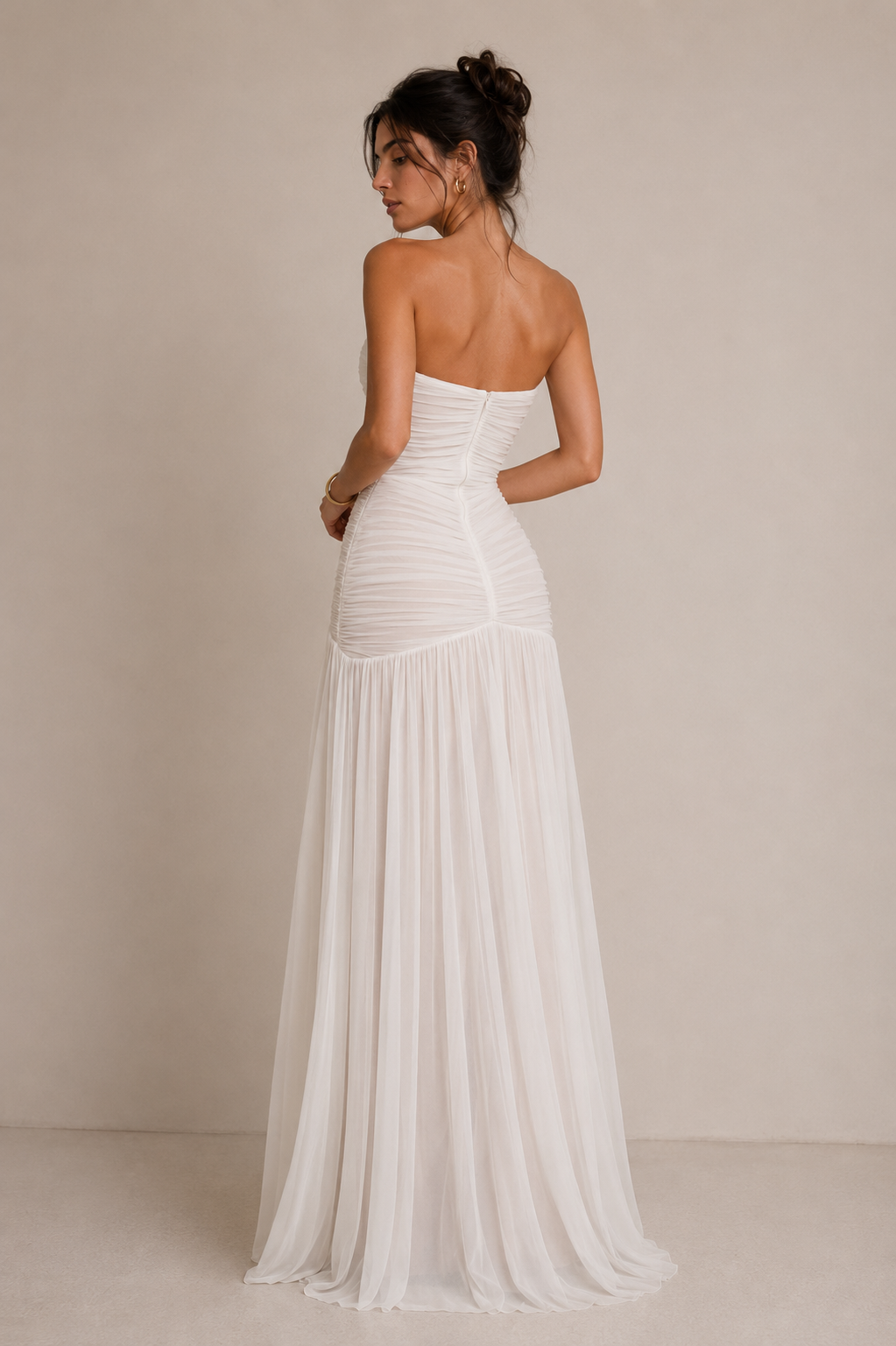 Isabella Étoile Strapless Gown –White